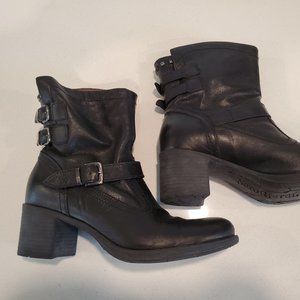 Nero Giardini Black Leather Moto Ankle Boots